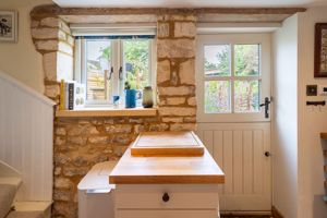 Photo 10- click for photo gallery